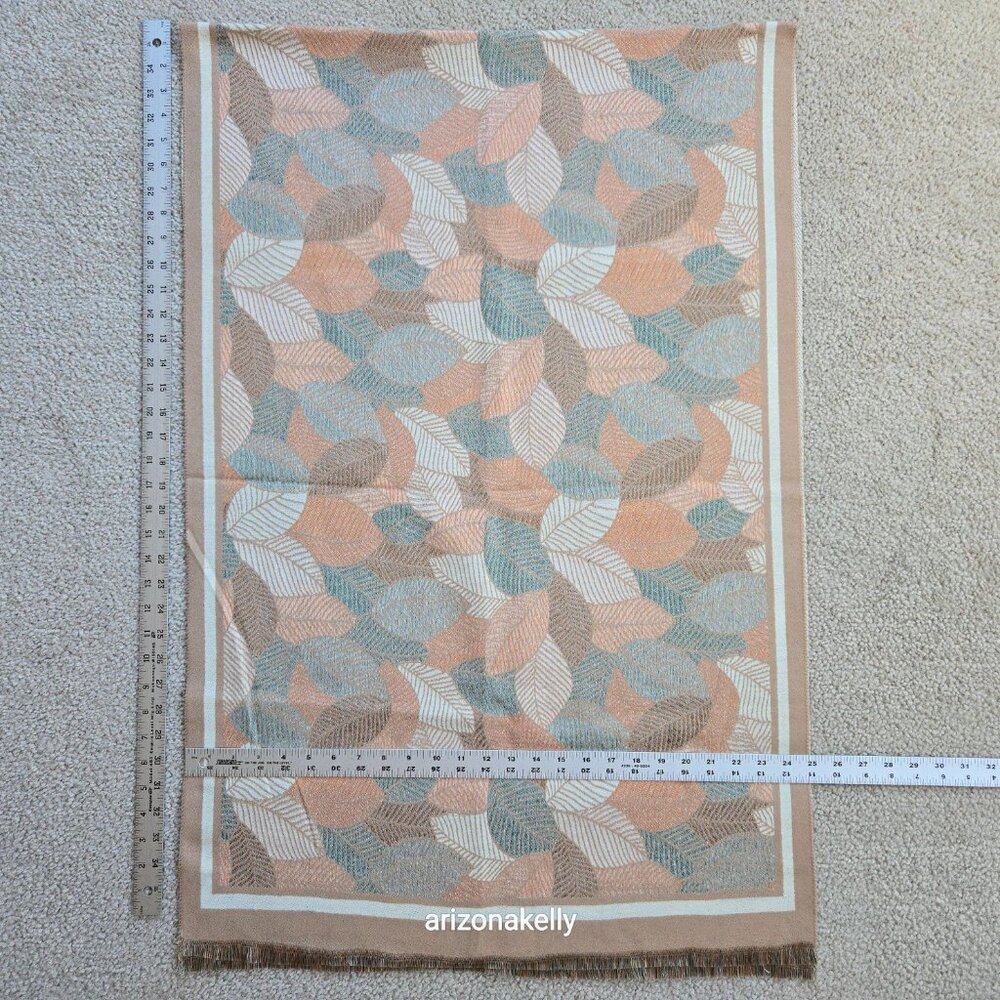 NWOT Faux Cashmere Autumn Leaves Woven Scarf {{{SOFT}}} - Picture 3 of 5